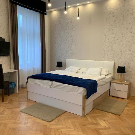 W19 Apartments Miskolc Eksteriør bilde