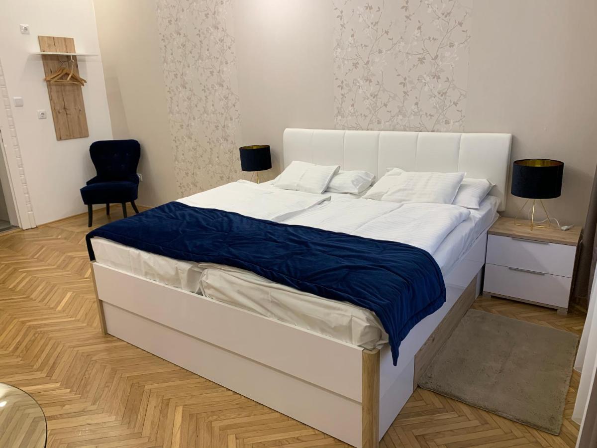 W19 Apartments Miskolc Eksteriør bilde