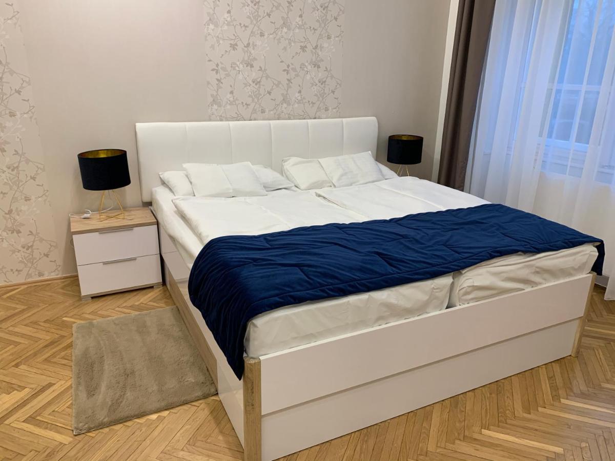 W19 Apartments Miskolc Eksteriør bilde