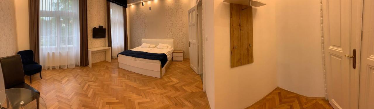 W19 Apartments Miskolc Eksteriør bilde