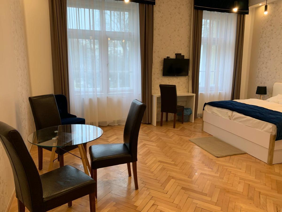 W19 Apartments Miskolc Eksteriør bilde